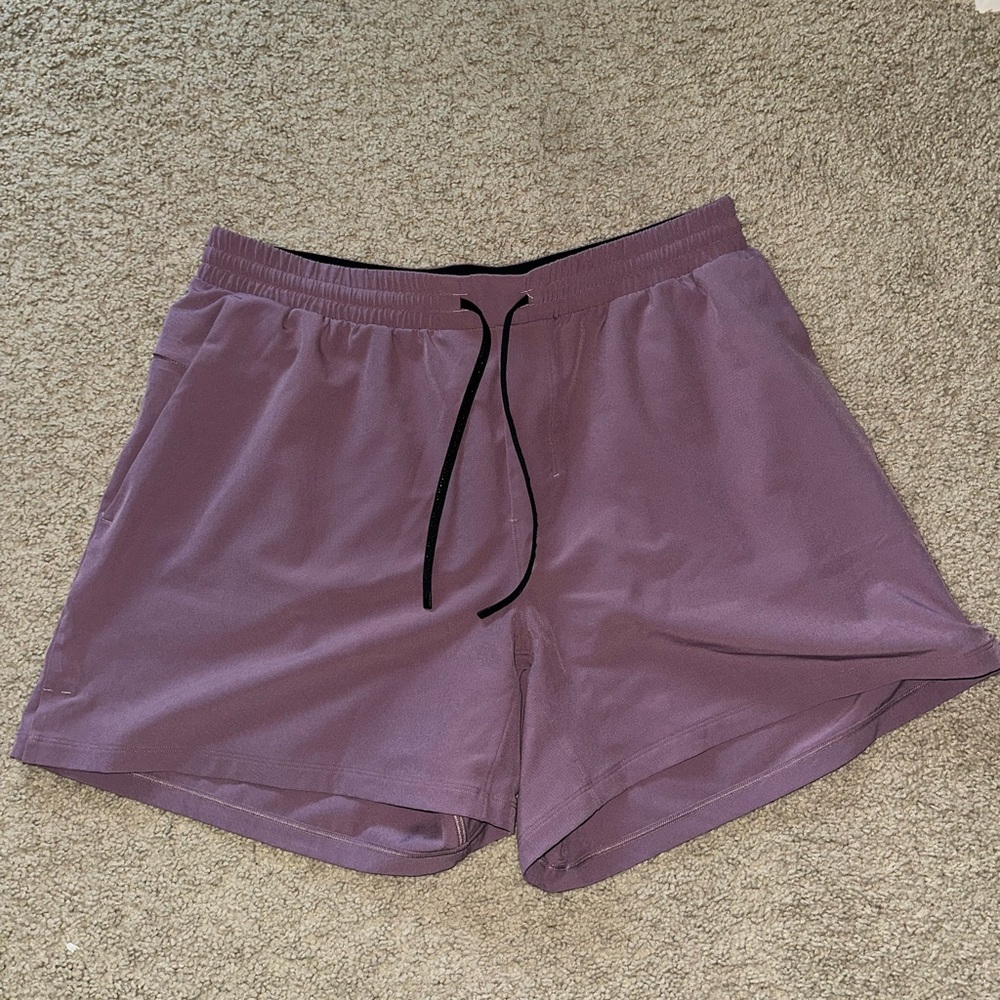 Men’s lululemon pool shorts